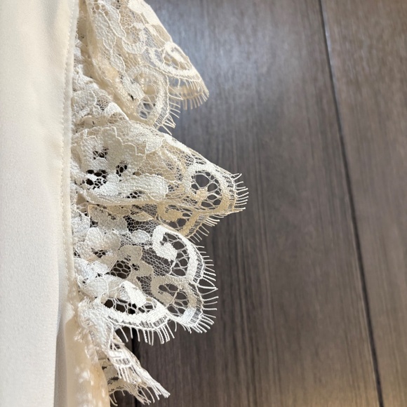 NEW Express Conscious Edit Sleeveless Off-White Blouse, Size XS - Picture 8 of 10